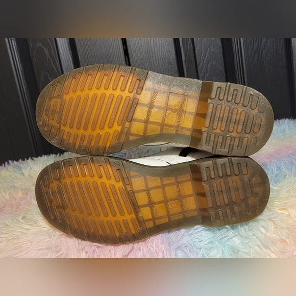 Dr Martens Uncommon White 20-eyelet Lace-up 1660 Knee High Boots - Picture 11 of 11